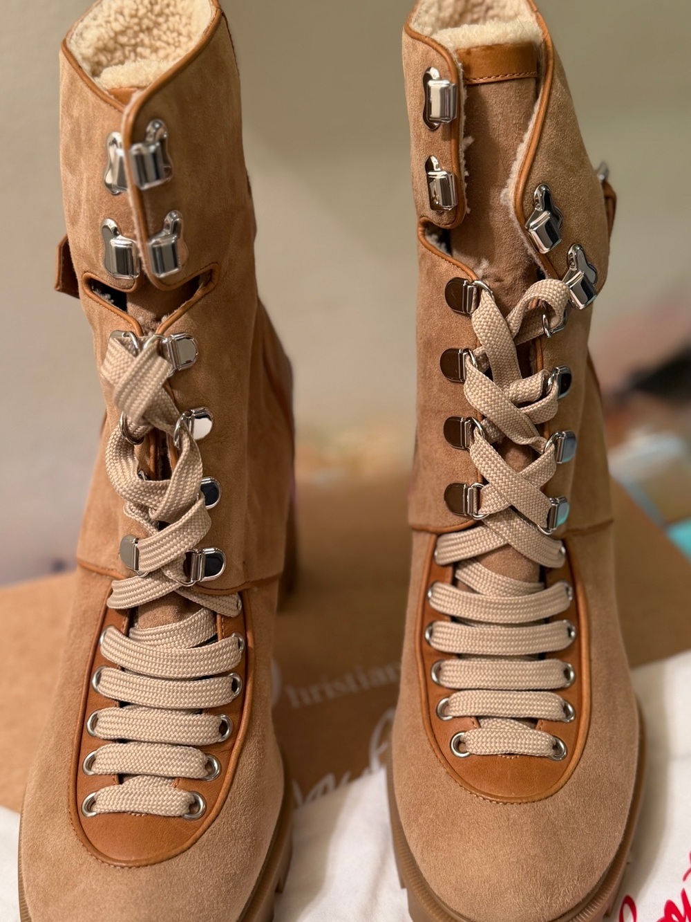 Christian Louboutin Chaletta 70 Tan Suede Shearling Boots EU 41 NEW